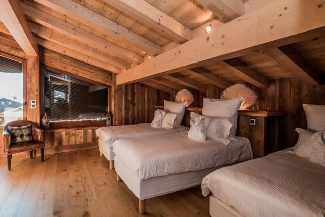 Location Paccard by Hermitage · Chambre · Maison &amp; Appartements au centre de Chamonix