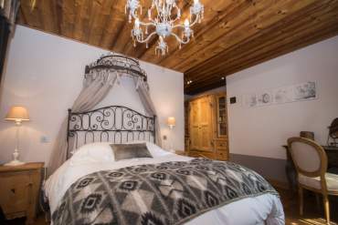 Locations Paccard by Hermitage · Maison Alpie · Appartements & Maisons en Location à Chamonix