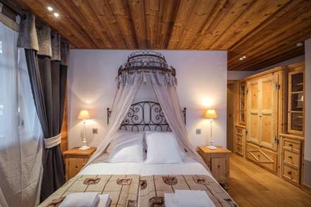 Locations Paccard by Hermitage ·  Appartements &amp; Maisons en Location à Chamonix